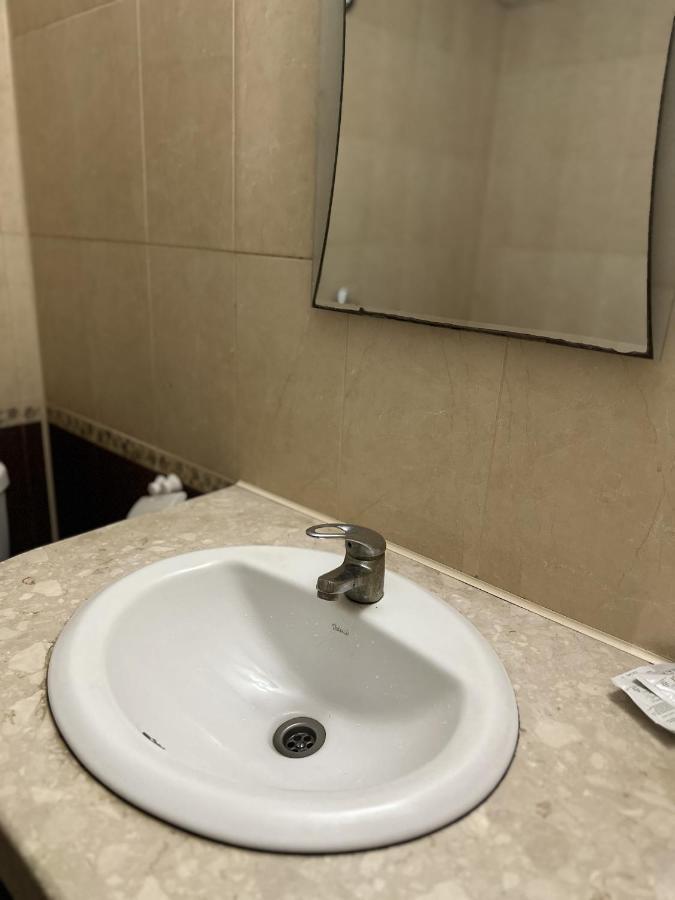 Хотел Костенец Exterior foto